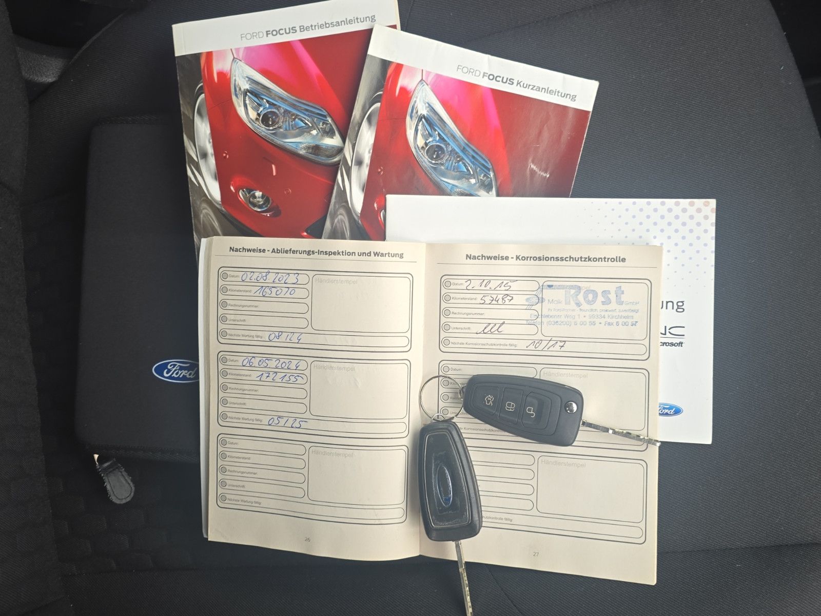 Fahrzeugabbildung Ford Focus Turnier Champions Edition