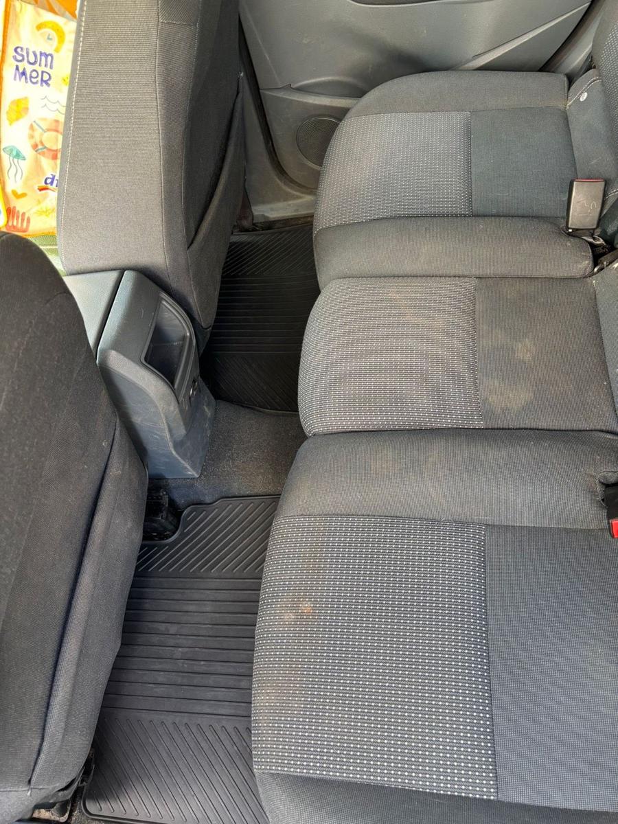 Ford C-MAX 2015 — photo 13