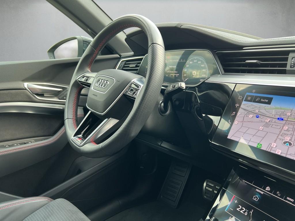 Audi Q8 e-tron S line 55 quattro *Matrix*Pano*AHK*SOH