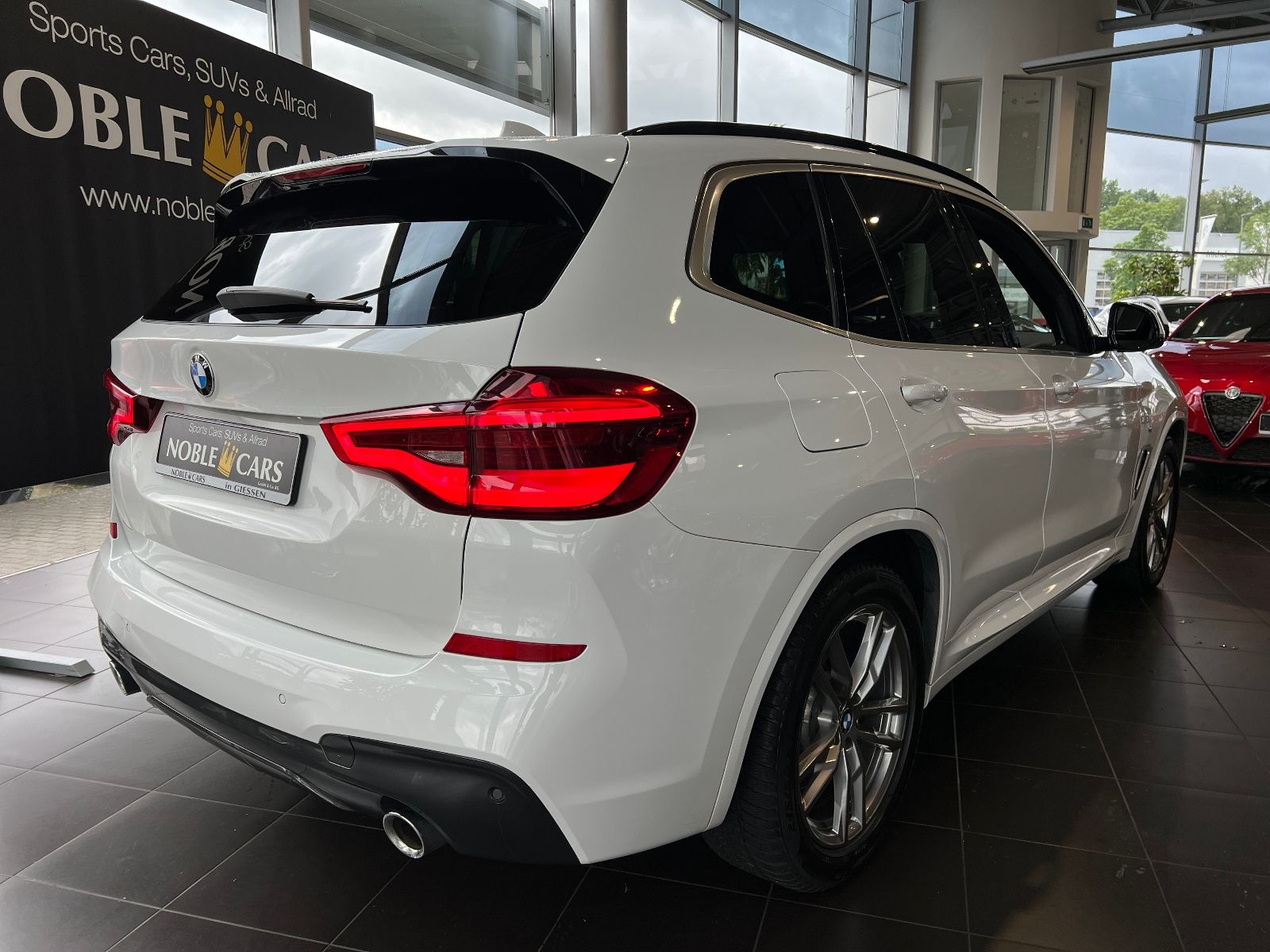 Fahrzeugabbildung BMW X3 xDrive 20 i M Sport LED NAVI