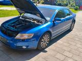 Volkswagen Vw Phaeton V10 - Volkswagen Phaeton: V10