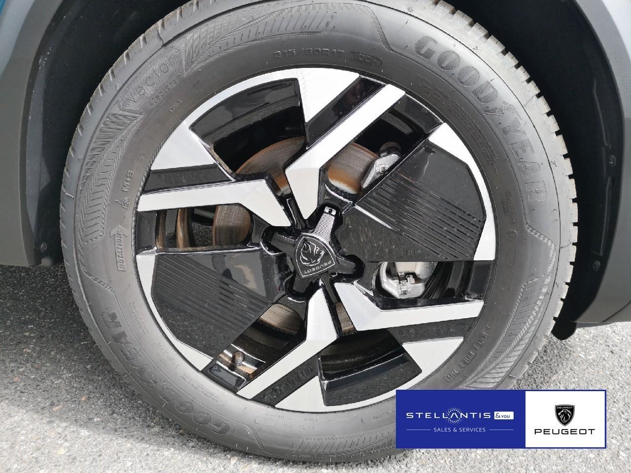 Peugeot 2008 GT Mild HYBRID 145 e-DSC6 SchDach Alcant SH