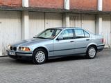 BMW 318i Aut. E36 * H-Kz. * Fam.-Erstbes. * TÜV neu - BMW 318: Limousine, E36