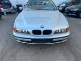 BMW 525d A - BMW 525 aus 2001: D