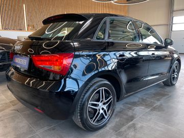 Audi A1 Sportback *2.HAND*UNFALLFREI*ISOFIX*KLIMA*