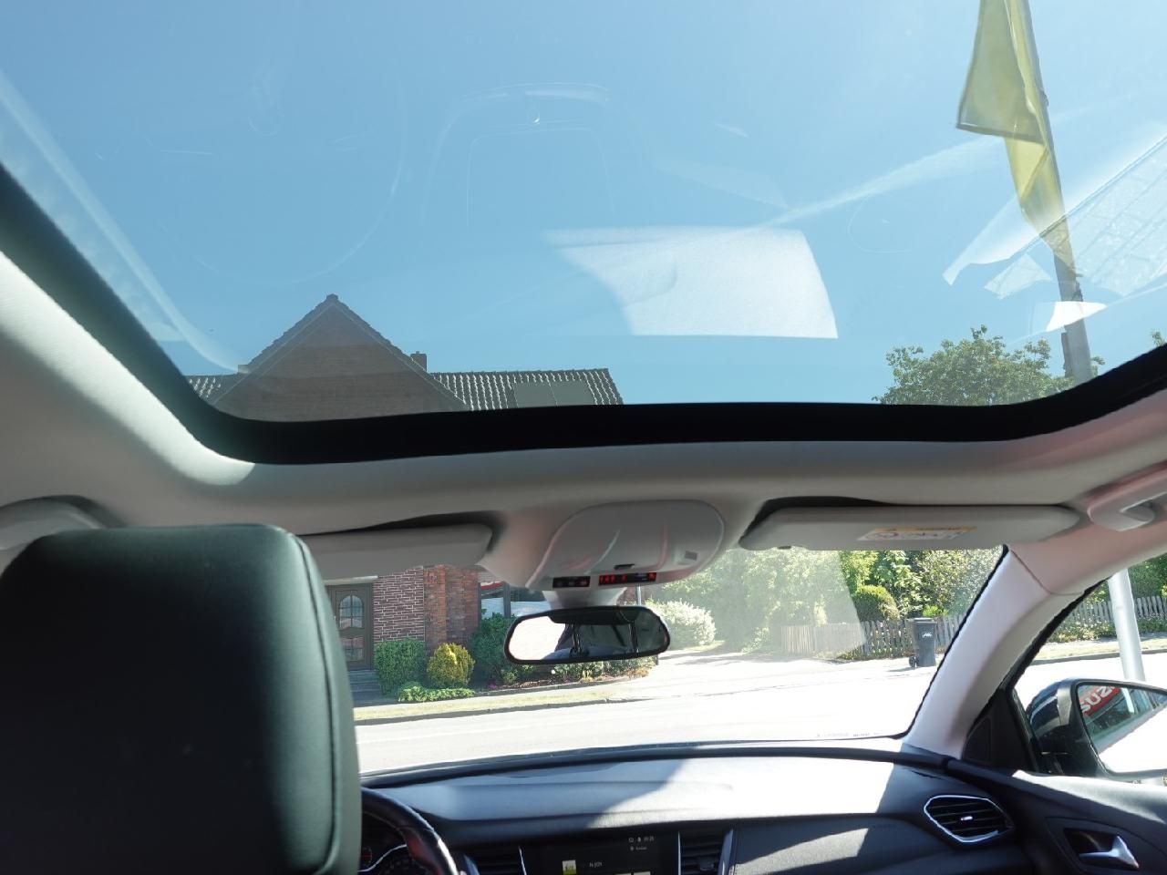 Fahrzeugabbildung Opel Grandland 2,0 Innovation Automatik
