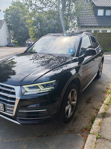 AUDI Q5 2.0 TDI 140kW S tronic quattro sport sport