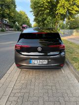 Volkswagen ID.3 1st Pro|PANO|MASSAGE|CAM|SHZ|Winterreifen - Volkswagen ID.3: Privatanbieter