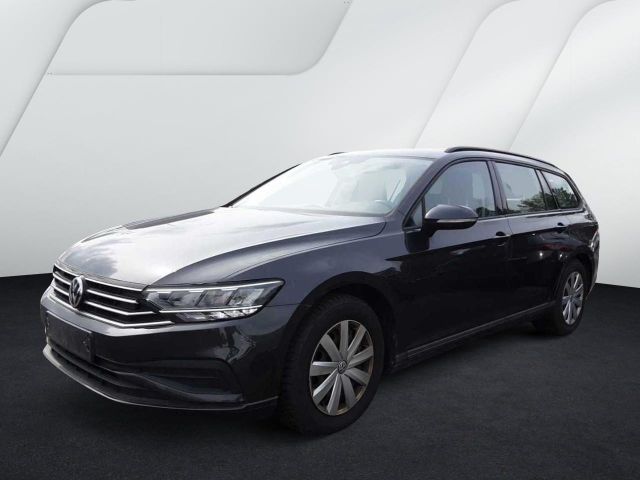 Volkswagen Passat*Variant*Basis*1,6*Navi*Kamera*Sitzh*ACC*