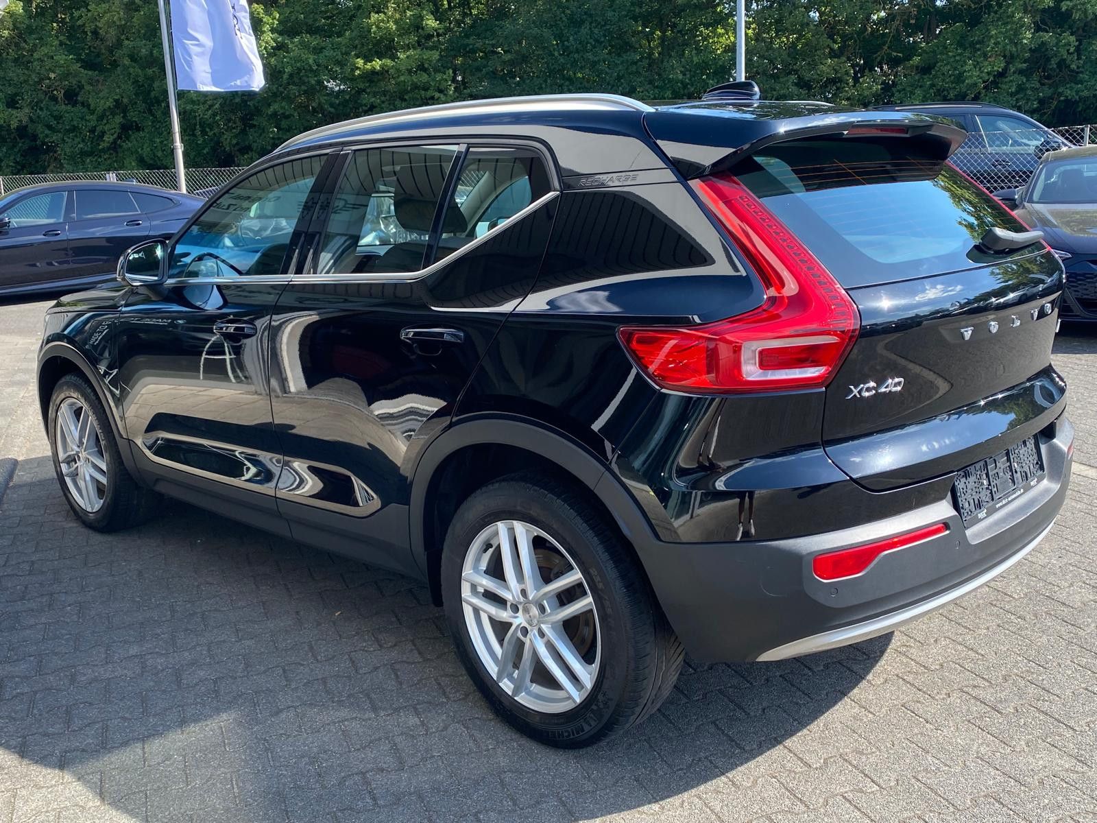 Fahrzeugabbildung Volvo XC40 Inscript Plug-In Hybr LED+NAVI+KAM+DAB+ACC+