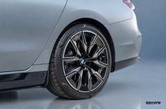 BMW M760 – 9 / 31