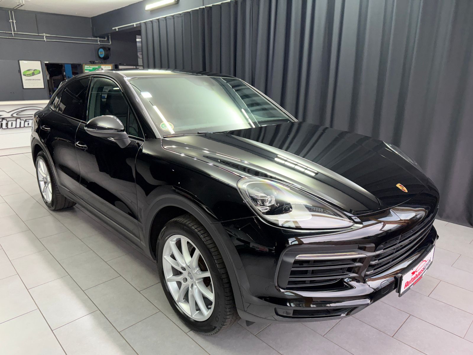 Fahrzeugabbildung Porsche Cayenne Coupe Basis |LED|LUFT|STDHZ