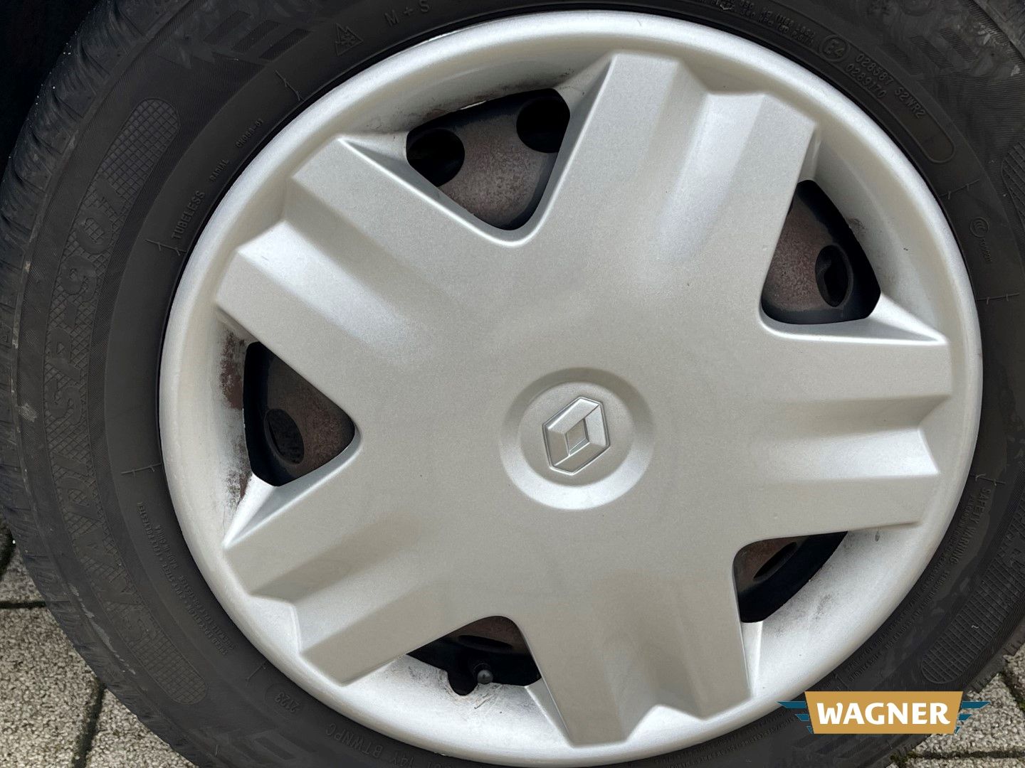 Fahrzeugabbildung Renault Clio II Authentique Klima TÜV 01/2026