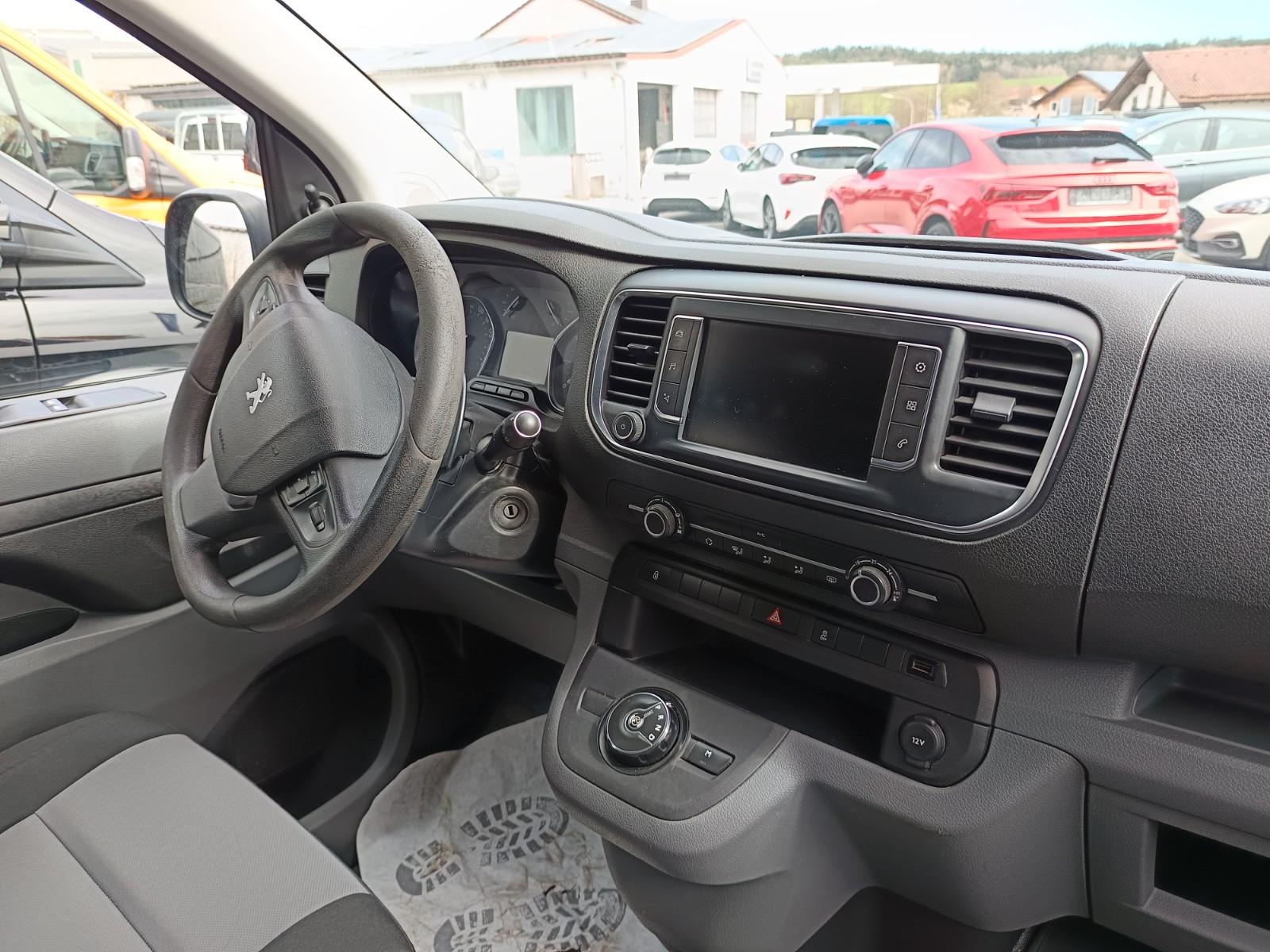 Peugeot Expert Kombi L3  AHK/ Zahnriemen neu