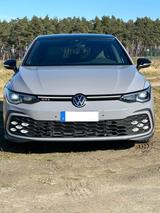 Volkswagen Golf 8 GTI DSG*BlackStyle*AHK*PANO*Matrix*StHz