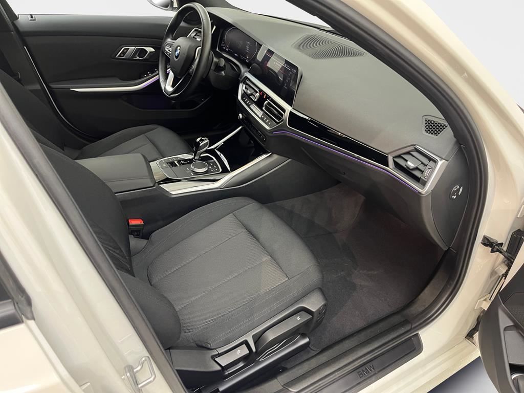BMW 320d Touring Aut Advantage ACC+Pano+RFK+HiFi+SHZ foto 13