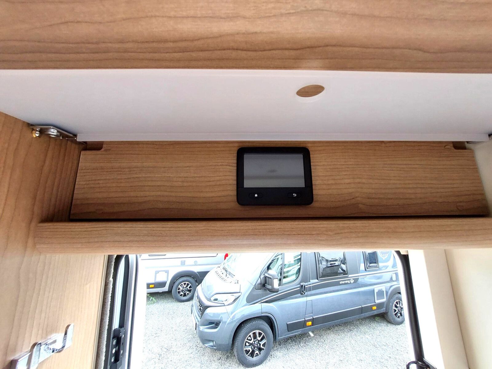 Fahrzeugabbildung Malibu I 460 KB LE comfort Automatik Markise