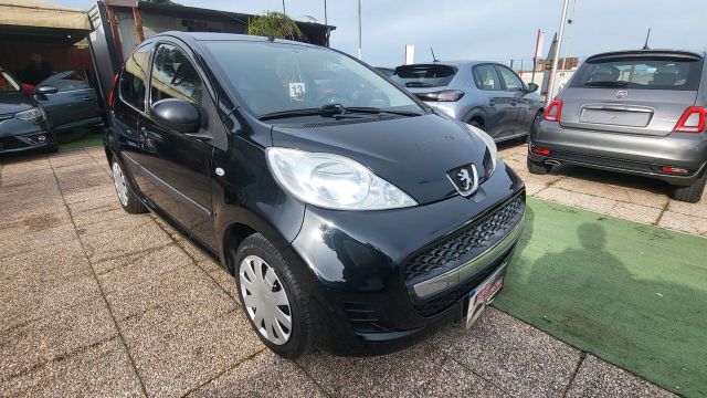 Peugeot 107 1.0 68CV 5p. Plaisir