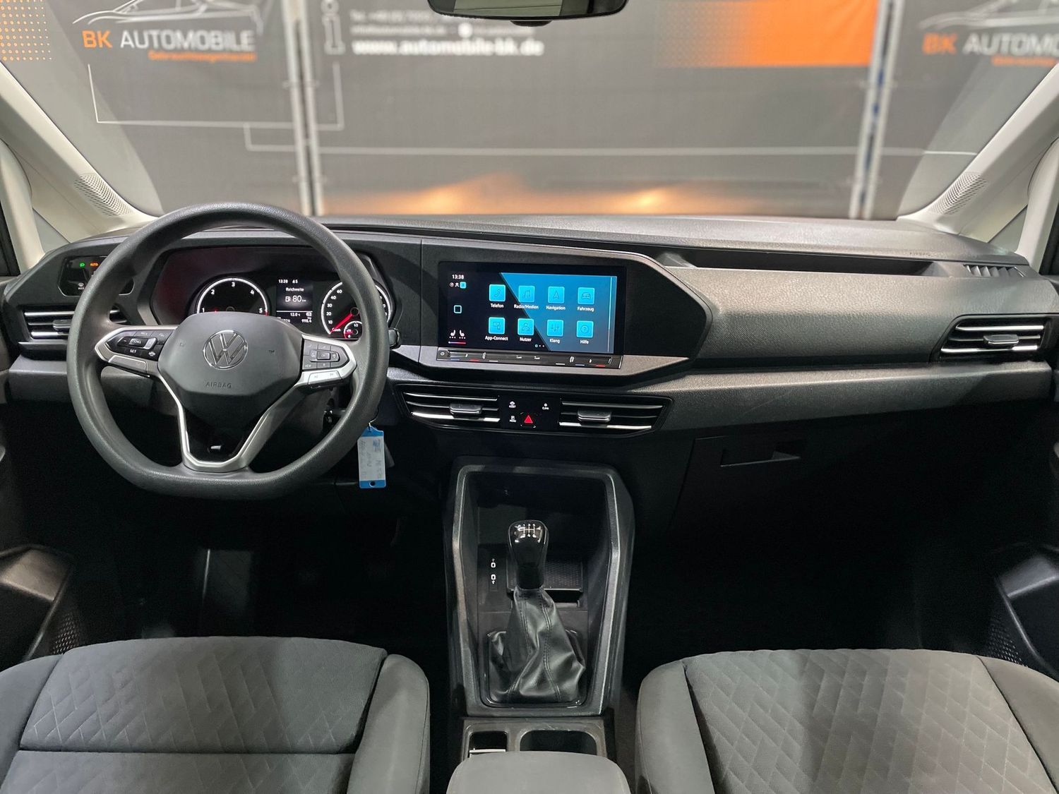 Fahrzeugabbildung Volkswagen Caddy Maxi Live#AHK#Spur#Tempo#PDC#Navi