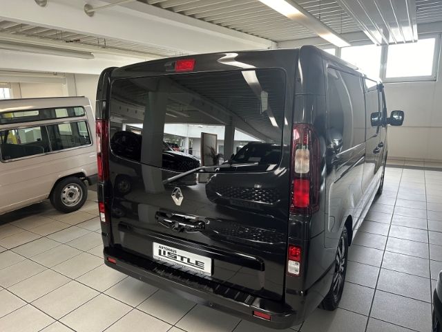 Fahrzeugabbildung Renault Trafic Grand Spaceclass Blue dCi 170HP EDC L2H1