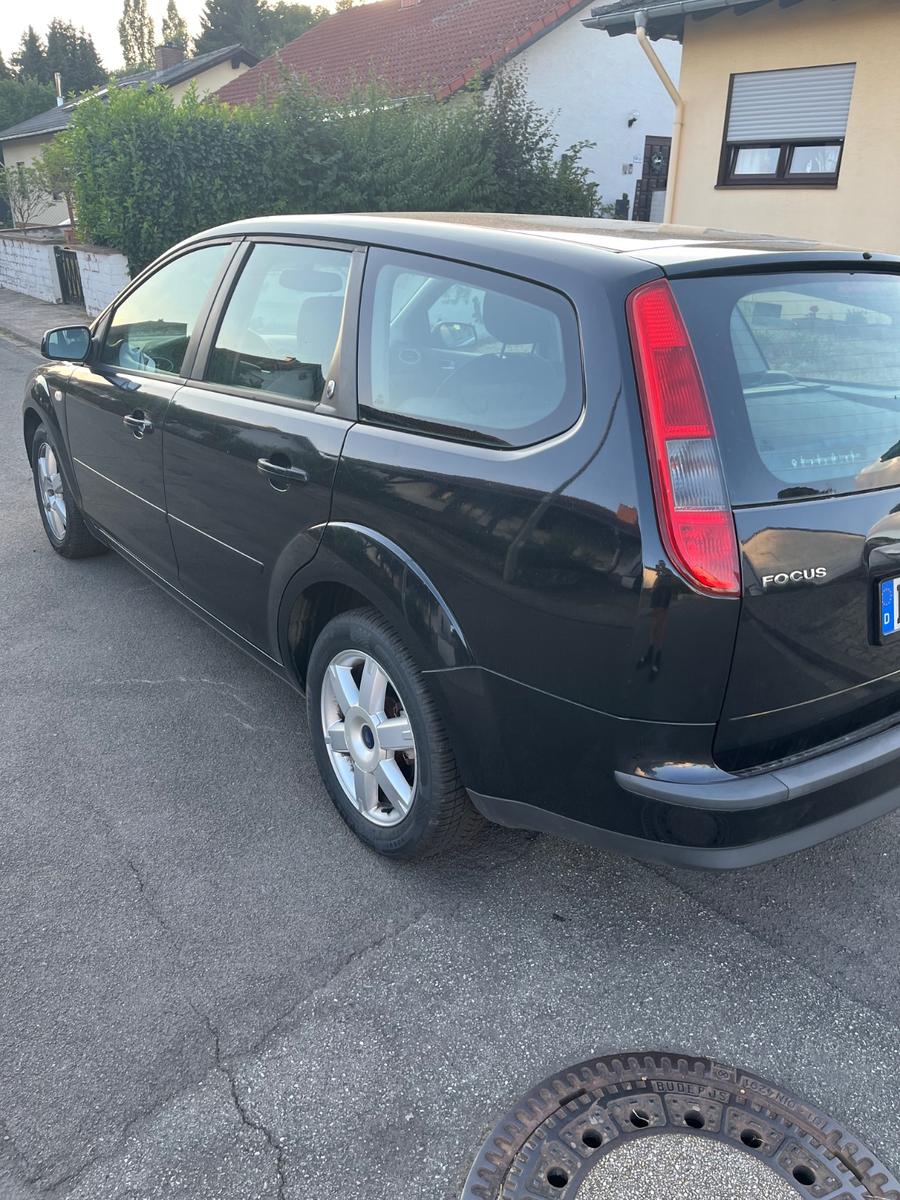 Ford Focus 2006 — photo 6