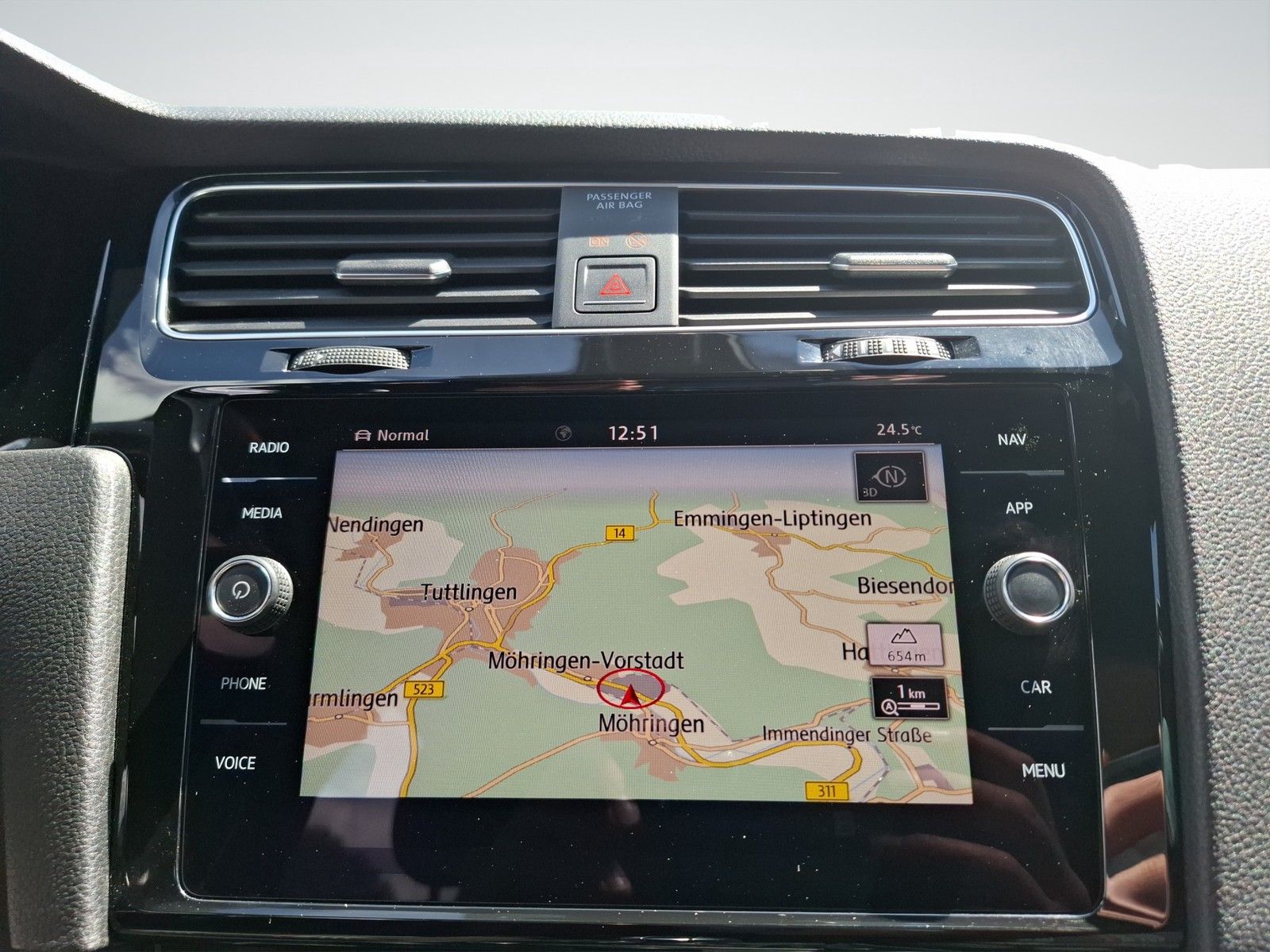 VW Golf VII 2.0 TSI GTI DSG / PANORAMA / LED / NAVI - Image 13