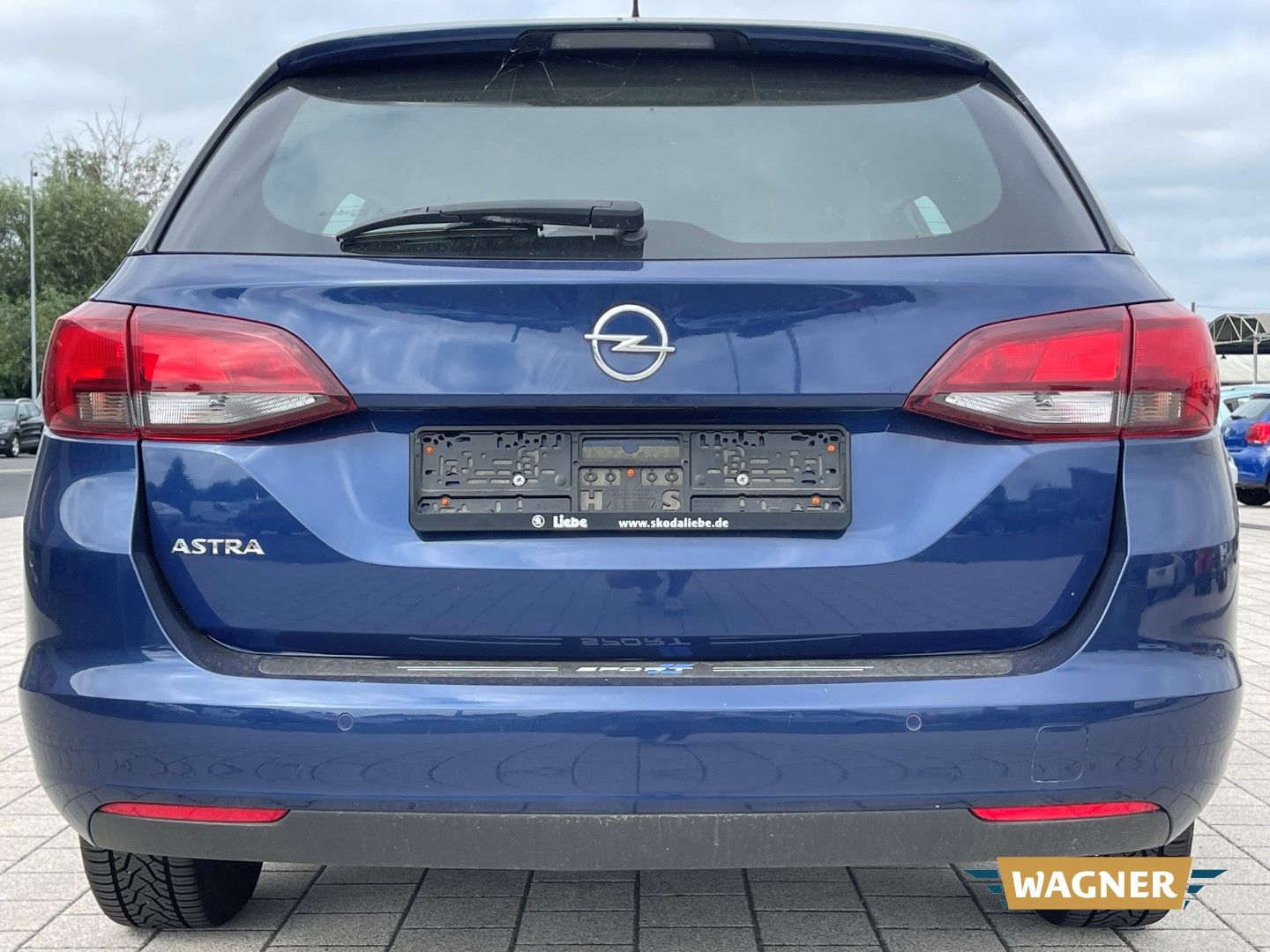 Fahrzeugabbildung Opel Astra Sports Tourer Edition  Abgasreinigung defe