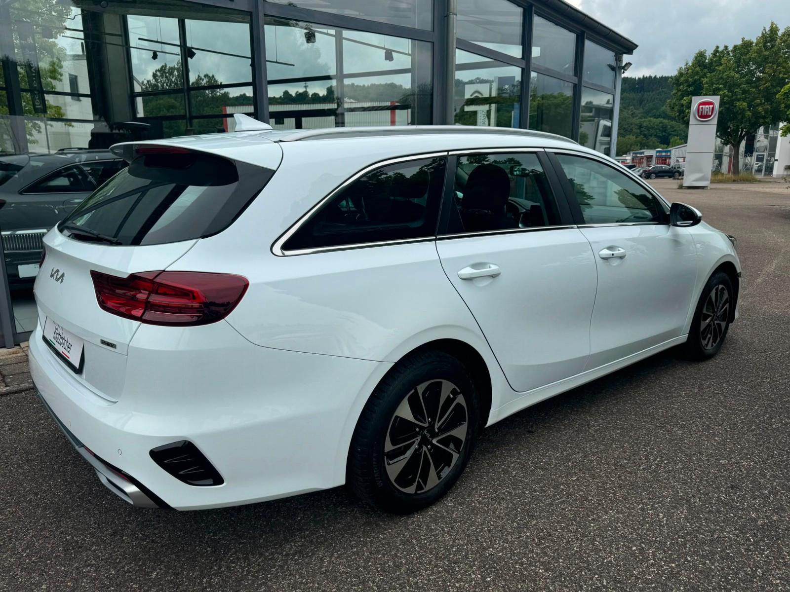 Kia Ceed Sportswagon Plug-in Hybrid Vision