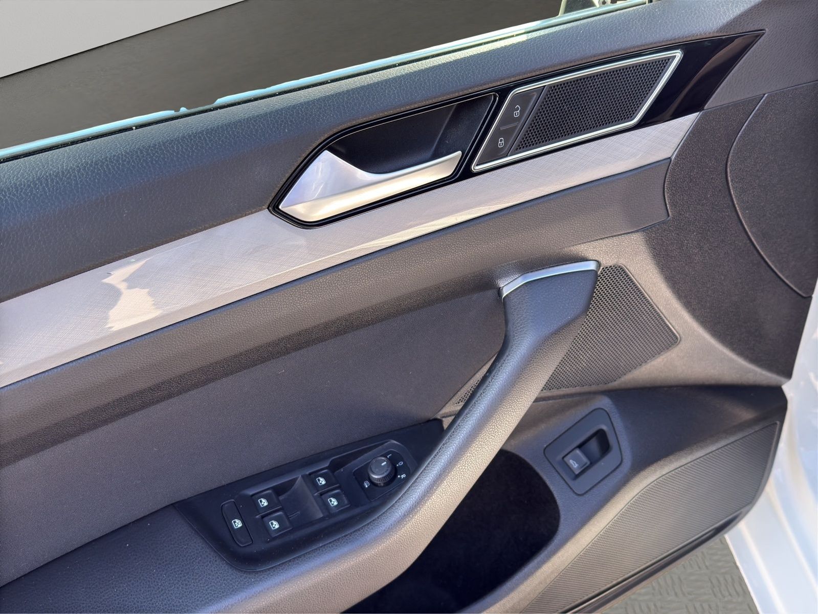 Volkswagen Passat Variant - Bild 13