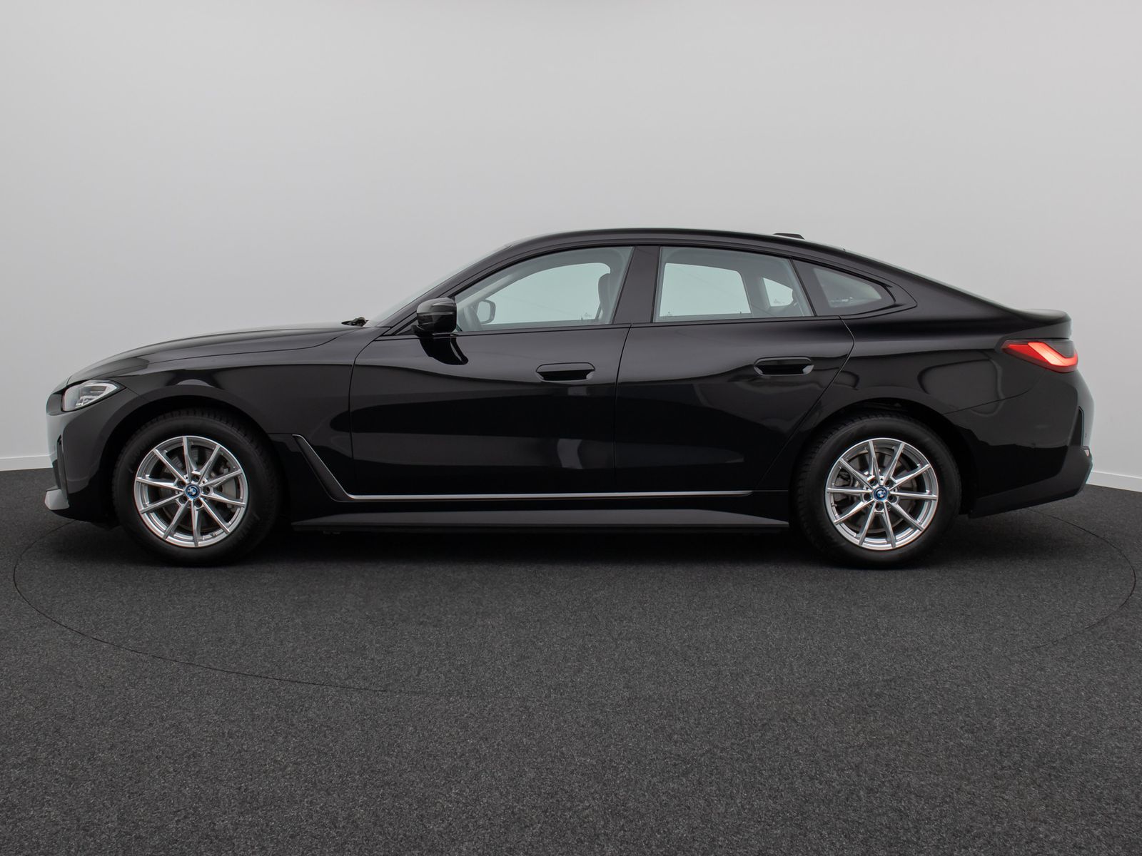 Fahrzeugabbildung BMW i4 eD40 GC Kamera Widscreen Leder Sportsitz DAB