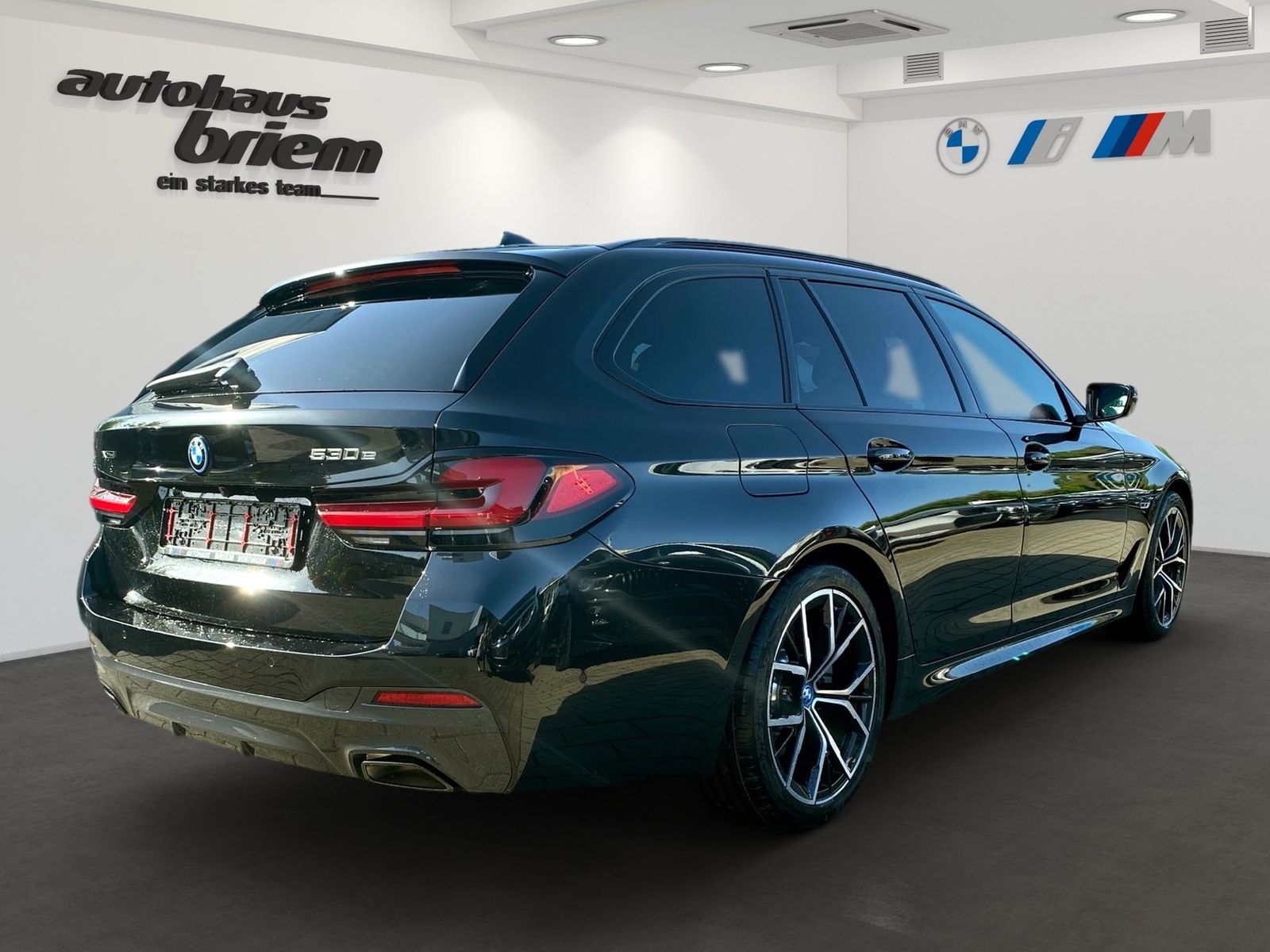 BMW 530e xDrive Touring HYBRID ABVERKAUFSPREIS foto 3
