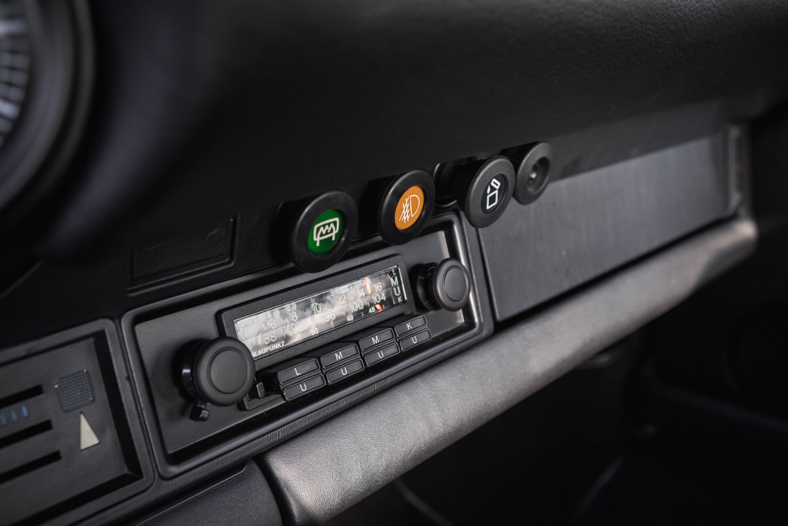 Fahrzeugabbildung Porsche 911/930 Turbo 3.0-Neuaufbau-dt. Fzg.-Matching N