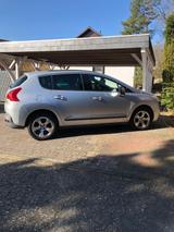 Peugeot 3008 Active 1.6 HDi 110  Sparsame... - : Geländewagen, Sparsame