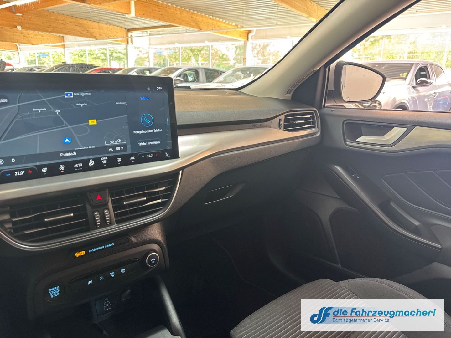 Fahrzeugabbildung Ford Focus Turnier Titanium X Sportpaket AHK-abnehmba