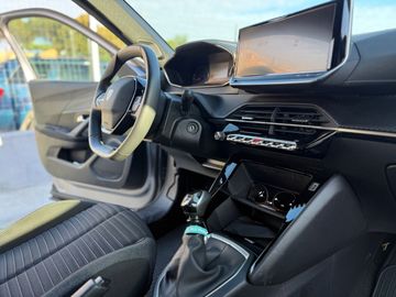 Peugeot 2008 - 9