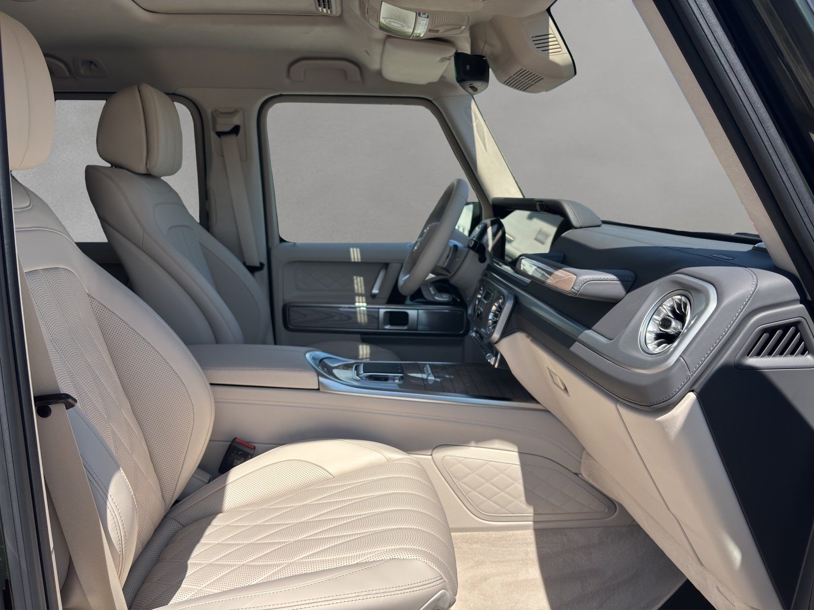 Fahrzeugabbildung Mercedes-Benz G 450 d AMG DISTRO Burme MLED Manufaktur SUPERIO