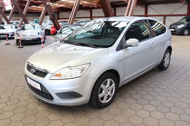 Ford Focus Style 1.4 KLIMA*ALU*BREMSE VORNE NEU!