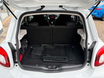 Fahrzeugabbildung Smart ForFour  Passion Klimaaut. Tempomat Faltdach