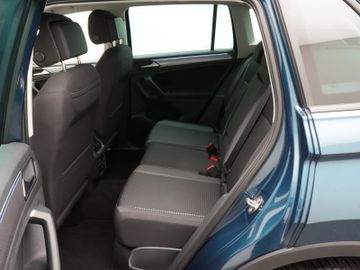 Volkswagen Tiguan - 9
