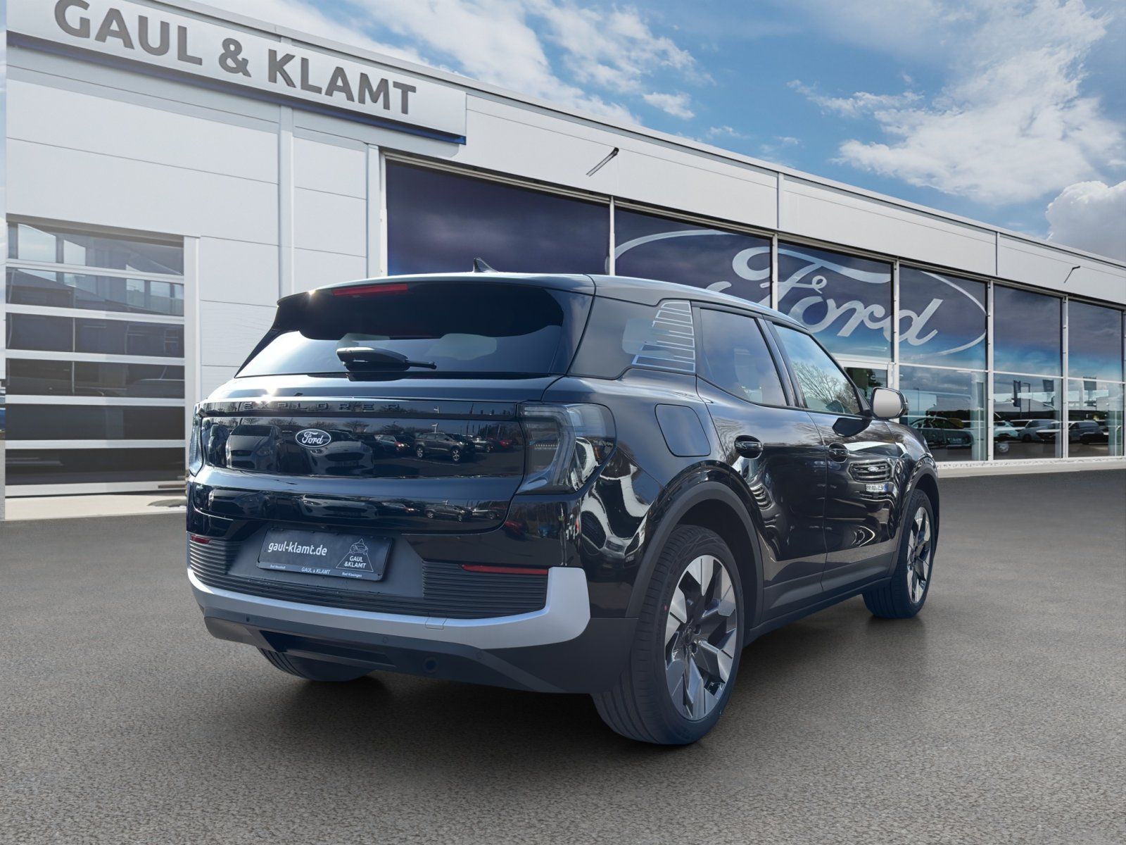 Fahrzeugabbildung Ford Explorer eMotor Premium RWD