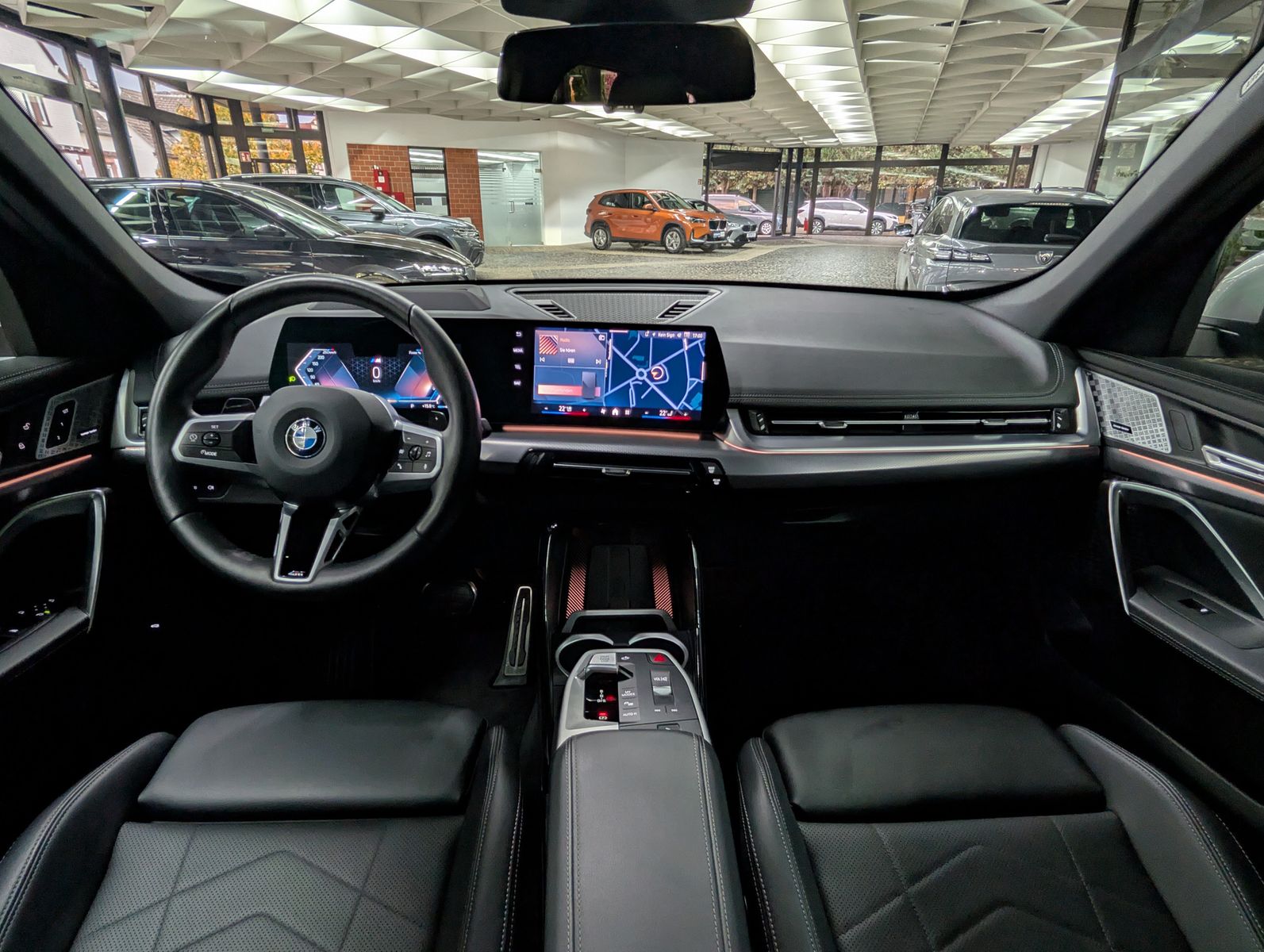 Fahrzeugabbildung BMW X1 23 i xDrive M Sport H&K PANO LEDER AHK Ad-LED