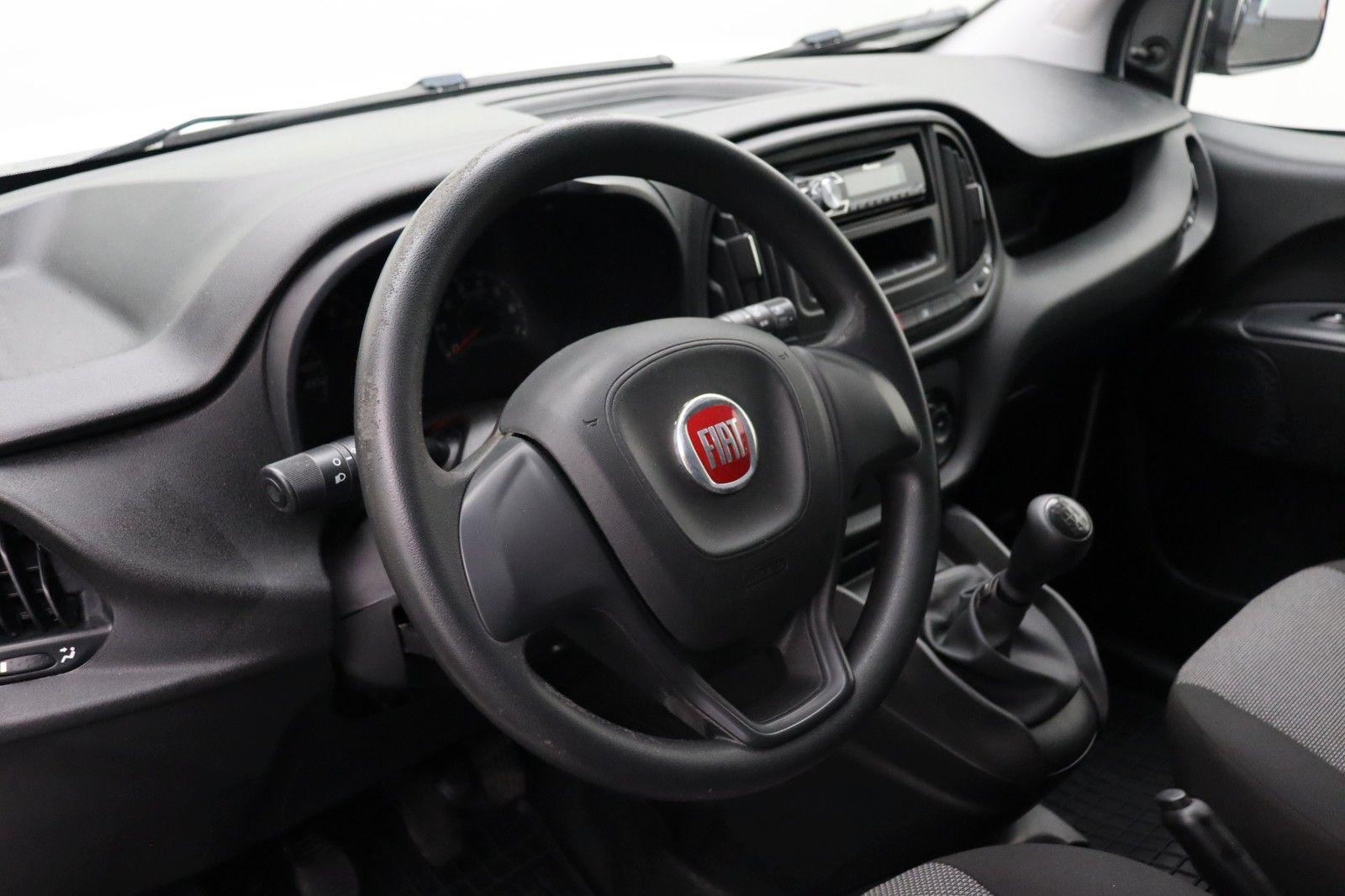 Fahrzeugabbildung Fiat Doblò 1.3 Basis Kasten