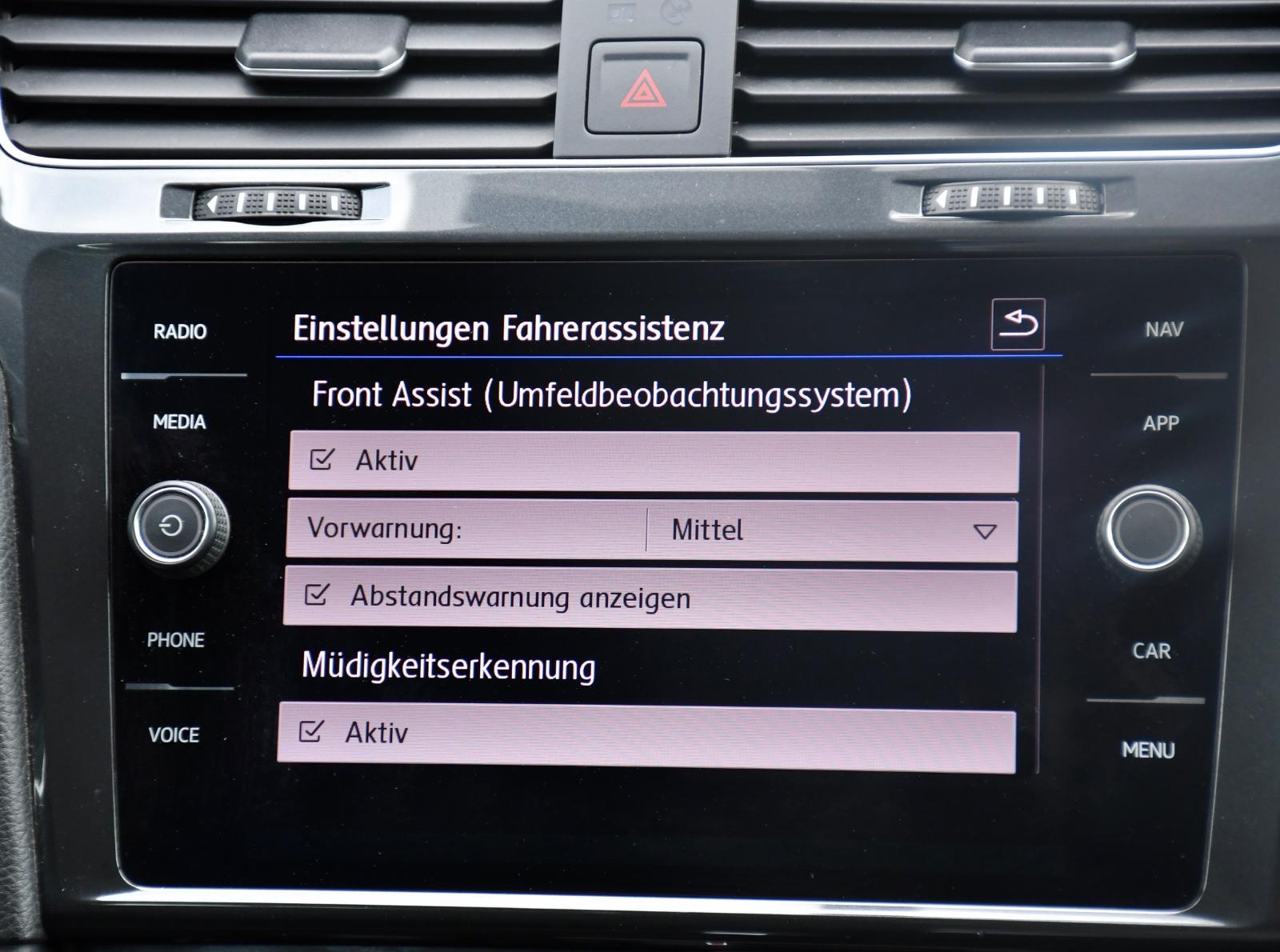 Volkswagen Golf VII Lim. Comfortline Navi PDC Sitzhz. Klima, миниатюра 16
