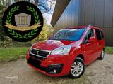 Peugeot Partner Tepee Allure Navi SH Tempo PDC Kamera - Peugeot Partner Allure mit Benzin-Antrieb