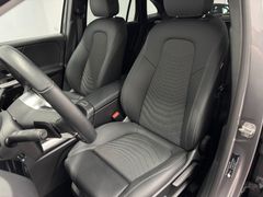 MERCEDES-BENZ GLA 220d 4M*MULTIBEAM*NIGHT*NAVI*KAMERA*OFF-ROAD MERCEDES-BENZ GLA 220d 4M*MULTIBEAM*NIGHT*NAVI*KAMERA*OFF-ROAD