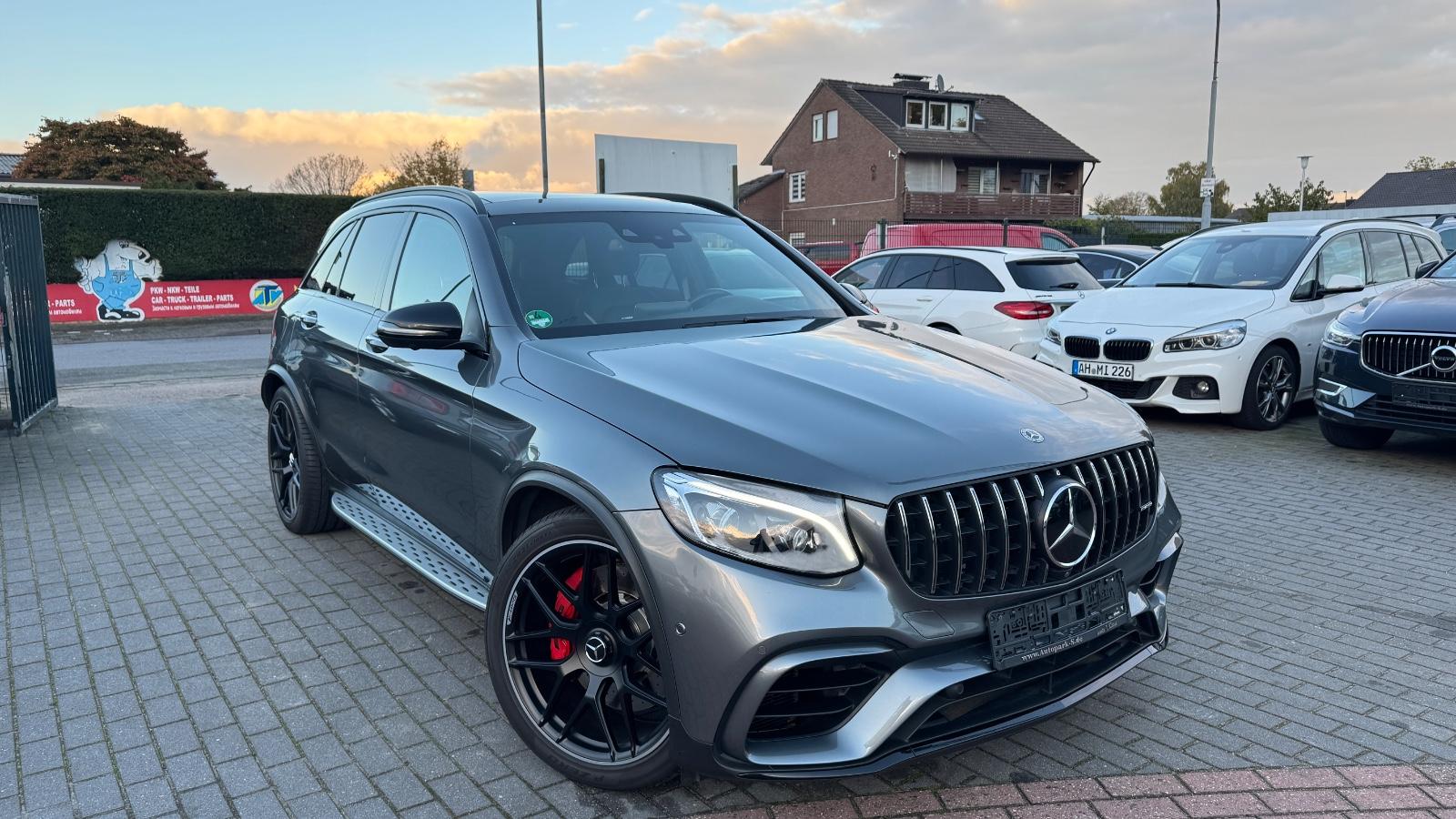Mercedes-Benz GLC 63 S AMG 4Matic | PANO | BURMESTER | CARBON