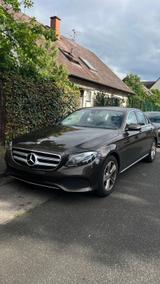 Mercedes-Benz E 220 d Autom. - - Mercedes-Benz E 220 in Krefeld