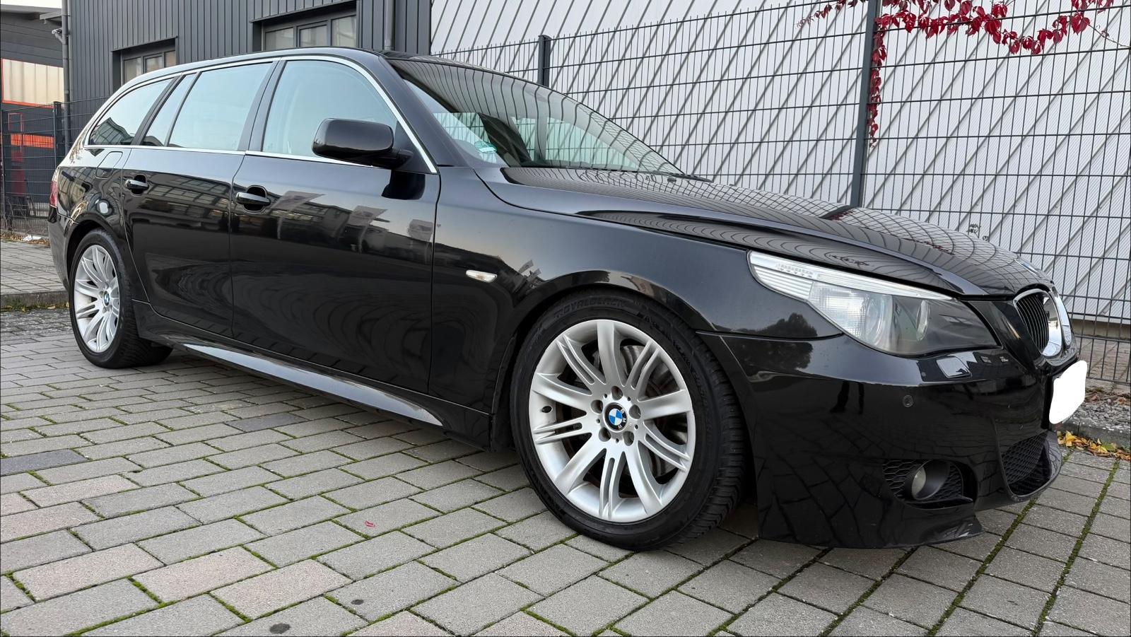 BMW 535 2005 — вигляд ззаду