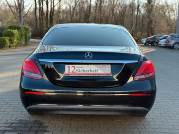 Mercedes E 200 - 8