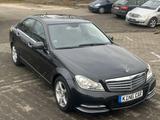 Mercedes-Benz C 200 CGI BlueEfficiency+Automatik*Klima* - Mercedes-Benz C 200: Limousine